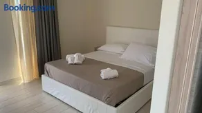 Luxury House - Image 3