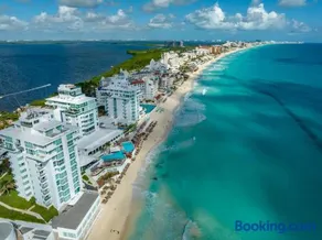 Beachfront Suite Deluxe -Best Ocean View, Resort with beach, Gym and Spa - Image 2