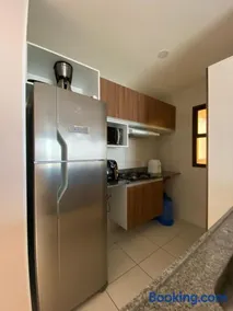 VG SUN CUMBUCO - PARAÍSO PÉ NA AREIA PARA 4 PESSOAS - COM HIDRO, SAUNA, PISCINA, COZINHA COMPLETA, PARQUINHO E WI-Fl - Image 2