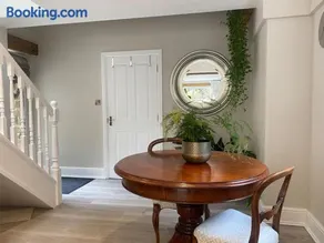 Beautiful 1 bedroom holiday home in Lancaster - Image 5