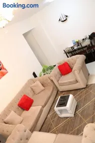 Spring garden apartment - Image 2