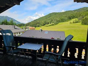 Apartment Berg und Bach - Lakes 5min, Salzburg 20min - Image 2