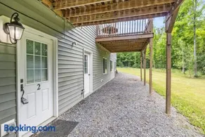 Escape to NY Wine Country and Close to Ithaca - Image 3