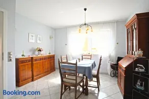Private Room with own bathroom - Image 2