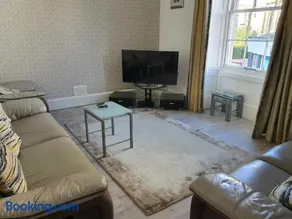 Market street flat - Image 1