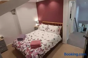 Willow Cottage Cosy Cornish Rural Retreat - Dog Friendly Cornwall - Image 1