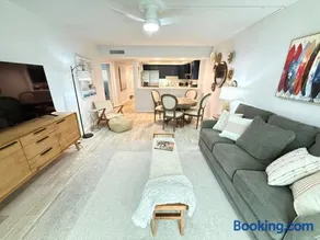 2 bedroom St Augustine Beachside Retreat steps to the Beach - Image 1