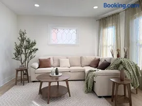 Stylish 3BR Revere Home Sleeps 8 Near Boston, Revere Beach and Airport - Image 2