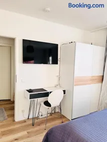 Neues, ruhiges Apartment Nordic in Düsseldorf-Nord - Image 3