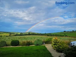 Hillhaven Bed &Breakfast - Image 4