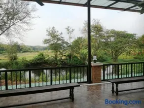 Thai River House - Image 2