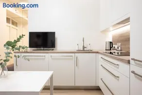 Cathedral apartment, perfect for couples - Image 3
