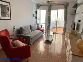 Discover perfect beach Apartment only 300m away - Image 4