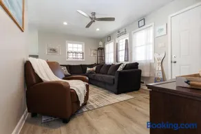 Cozy Cape Escape - North Cape Ocean-Inspired Pet Friendly - Image 2
