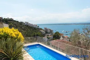 WELCS VILLA 280 EMP con piscina, vistas al mar y parking - Image 1