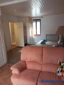 Clerval Guest House - Image 5