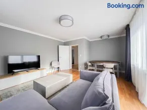 Holiday rental I Eschenlohe, Spacious Group Apartment, Mountain View - Image 4