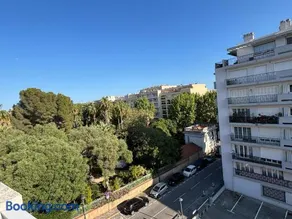 Royal Palm Juan les pins - Appartement 53M2 avec terrasse ensoleillée 5e dernier étage 200m de la plage - Image 2
