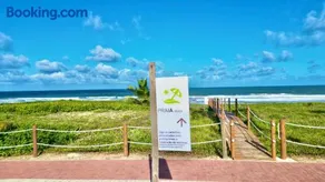 Apartamento Pé na Areia Cond Alphaville Guarajuba - Image 2