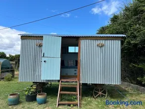 Bluebell Shepards hut - Image 3