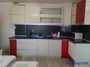 White home-apartament - Image 3