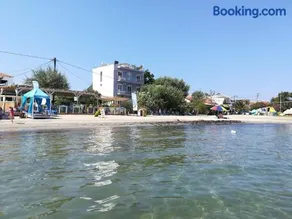 Hotel Prinos - Image 1