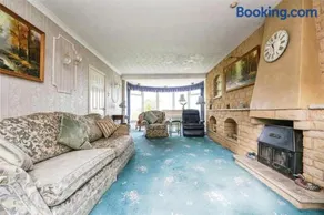 Racing Accommodation on course - Image 3