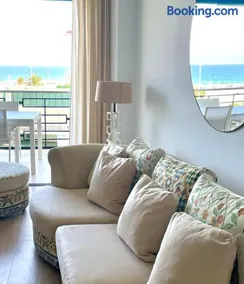 Gandia Tropicana Suite - Image 3