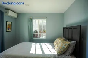 Relaxing Home With SF Bay View - Image 4