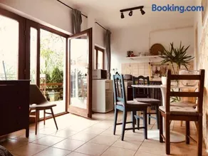 Repülőhal Apartmanház - Image 2