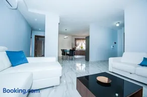 The Waves holiday apartment - Image 3