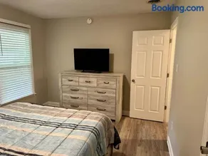 Twin Oaks Haven - Image 3