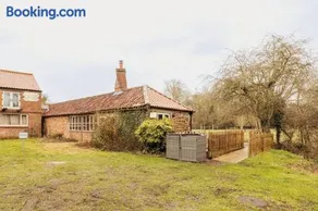 The Gig House - relaxing countryside spa break - Image 1