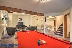 Grand Getaway w/ Hot Tub & pool Spokane Va - Image 2