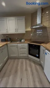 Sperrin Way Apartment - Image 5