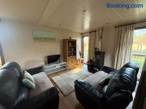 Charming 2 bedroom Lodge In the Shropshire Countryside with Fantastic Views - Image 4