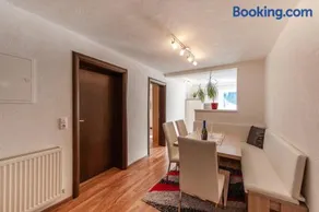 Apartment mit Grill, Garten und Terrasse | Panoramablick | Skifahren in der Nähe | Hunde erlaubt - Image 4