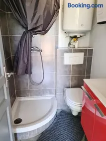 Charmant studio à Saint-Ay, 25 m², avec vue sur le jardin - Image 5