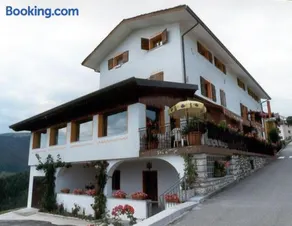 Albergo Al Pino - Image 1