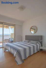 3 pièces vue mer et piscine quartier Parc Impérial - Image 3