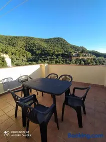 Les Fonts - Image 1