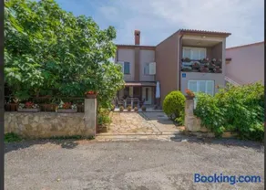 Apartman Andja sea and garden view - Image 4