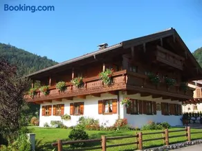 Haus Hager - Image 1