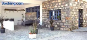 Studio Gerani Beautiful View - Image 1