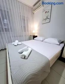 Gago Apartments - Image 3