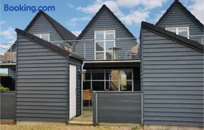 Hus R - Image 1