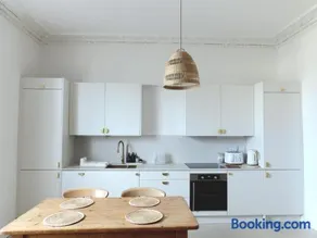 Ocean Tide Apartment - Image 5