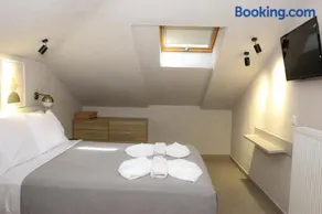Marineiko Luxury Apartments - Image 2