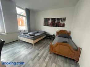 Schönes einfaches zentrales Zimmer in Oldenburg - Image 1