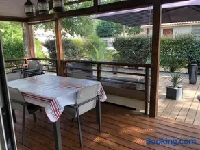 Les Flots dAZzURe –Chalet piscine loisirs - Image 4